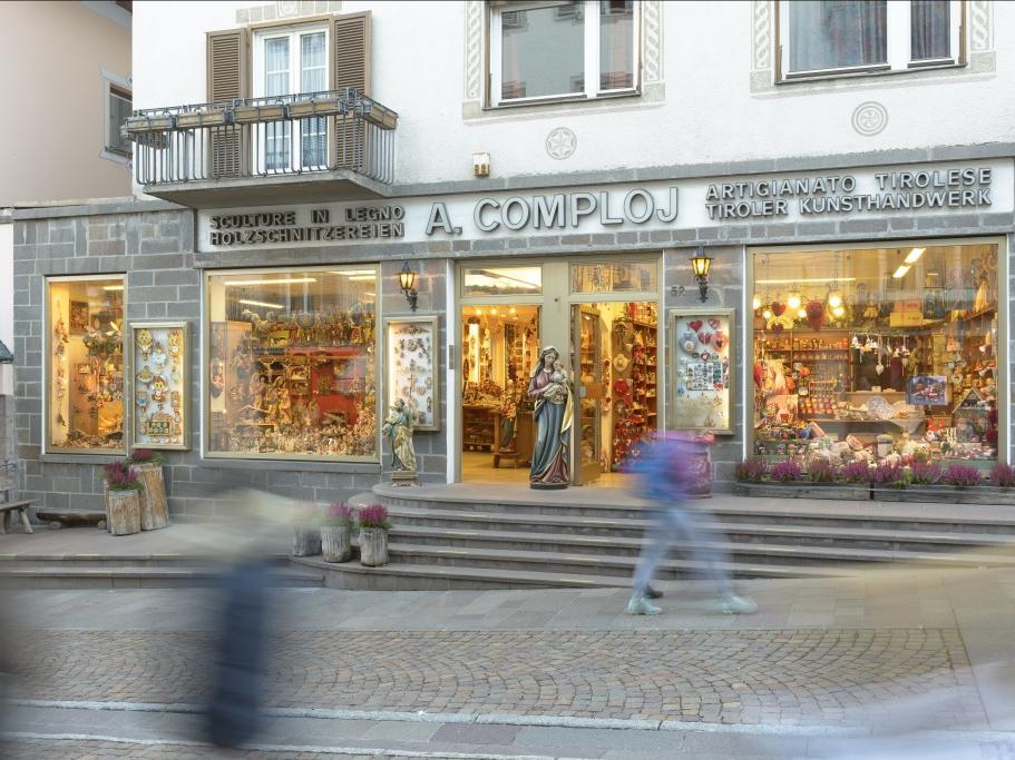 Comploj Andreas - Holzschnitzereien St.Ulrich 1 suedtirol.info