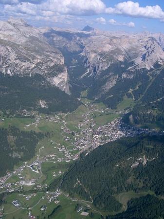 Paragliding in Ciampinoi
