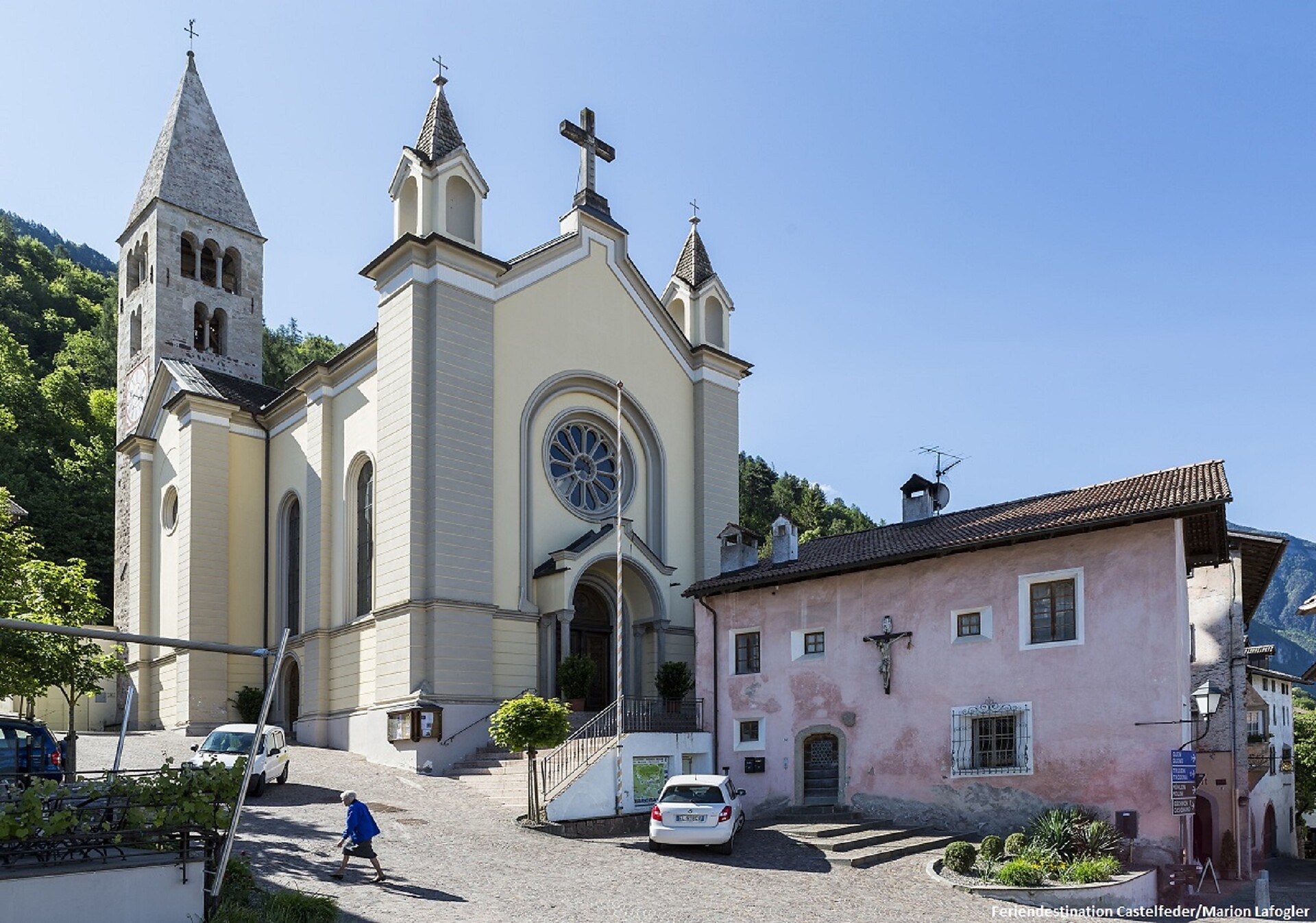 Center of Montagna