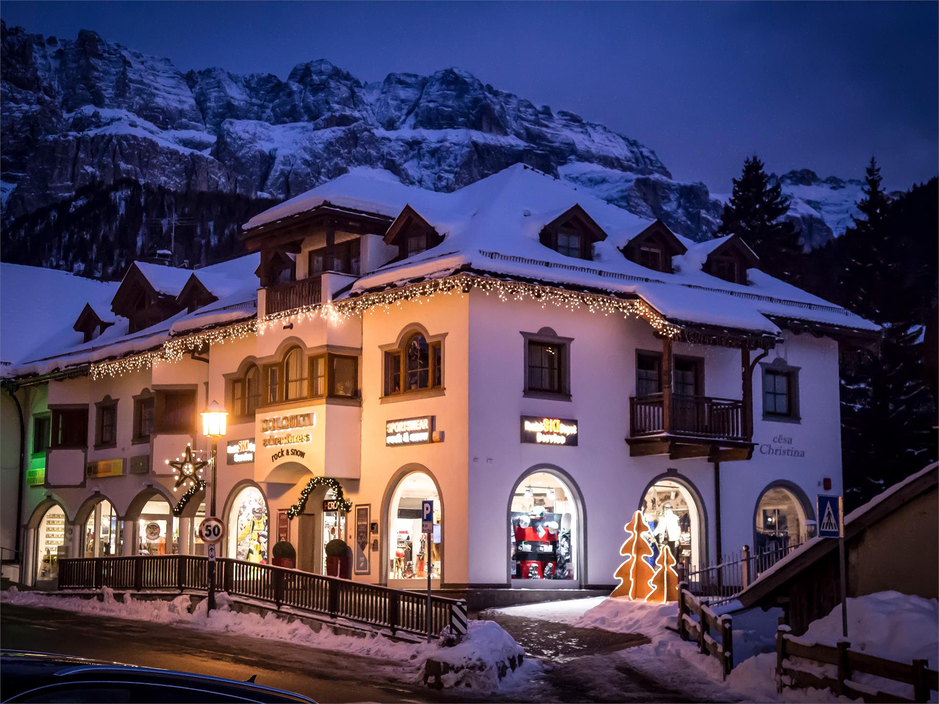 Dolomiti Adventures Ski Rental & Shop Sëlva/Selva 2 suedtirol.info