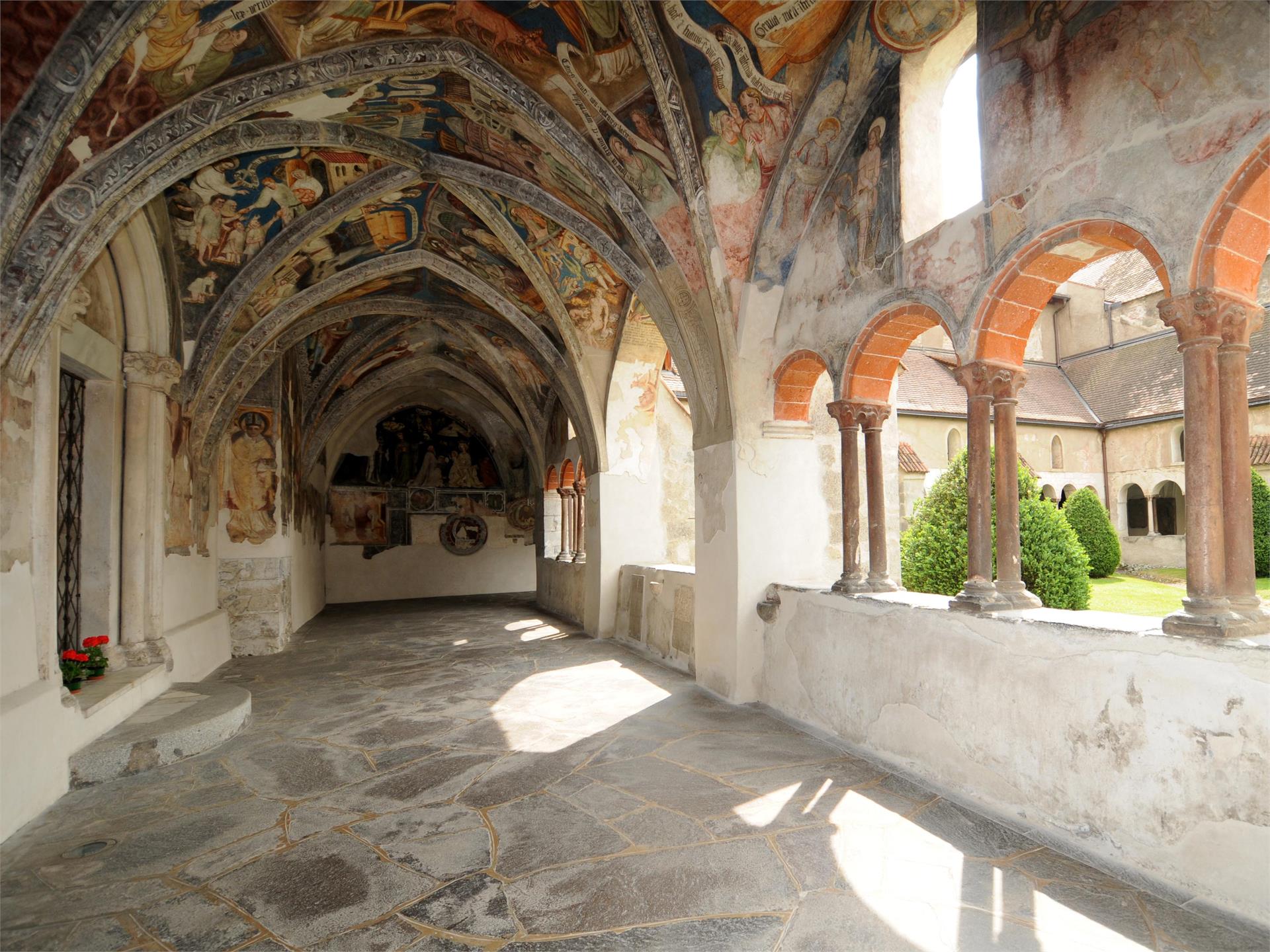 Der Kreuzgang von Brixen Brixen 2 suedtirol.info