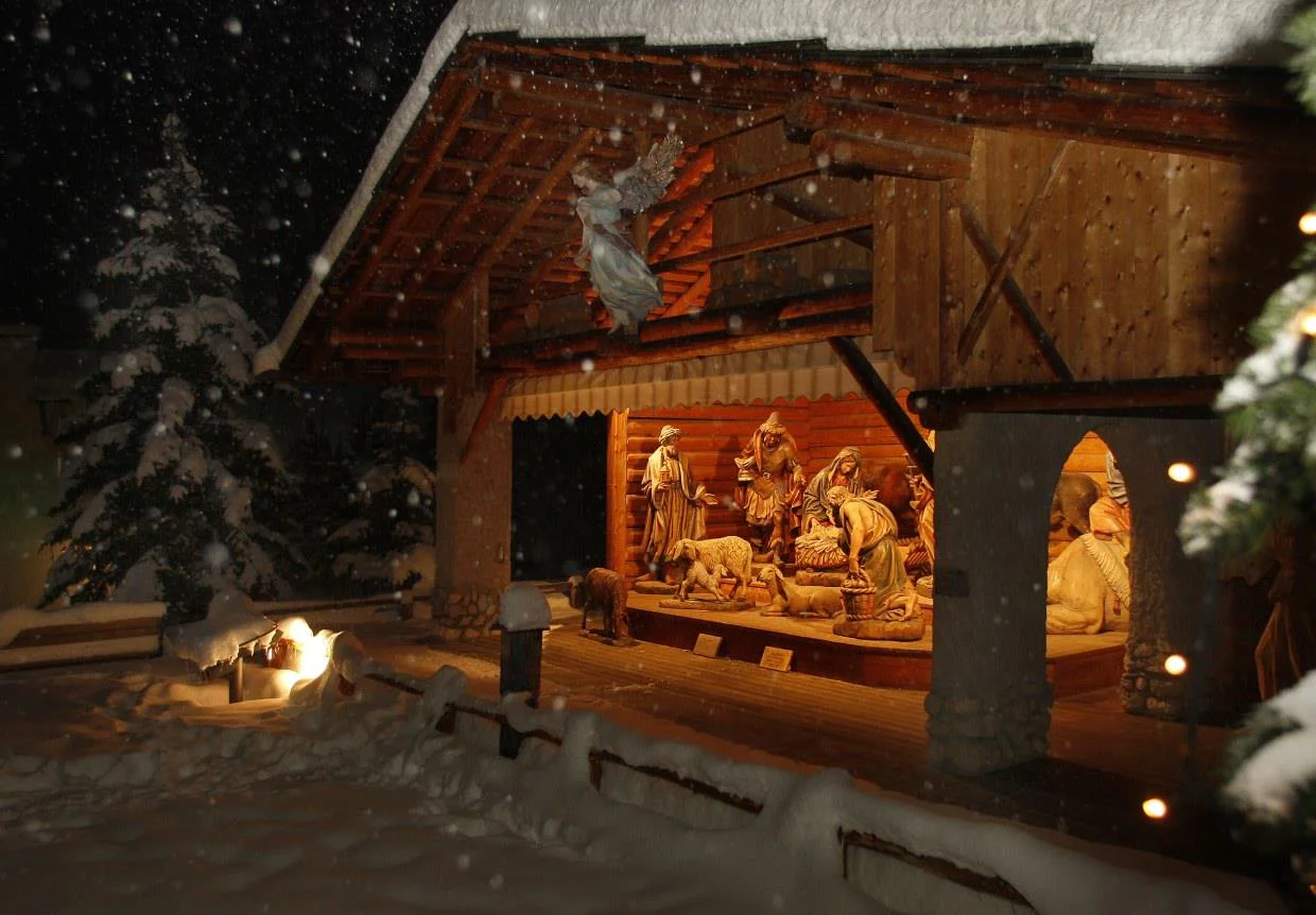 The world's largest nativity scene S.Crestina Gherdëina/Santa Cristina Val Gardana 4 suedtirol.info