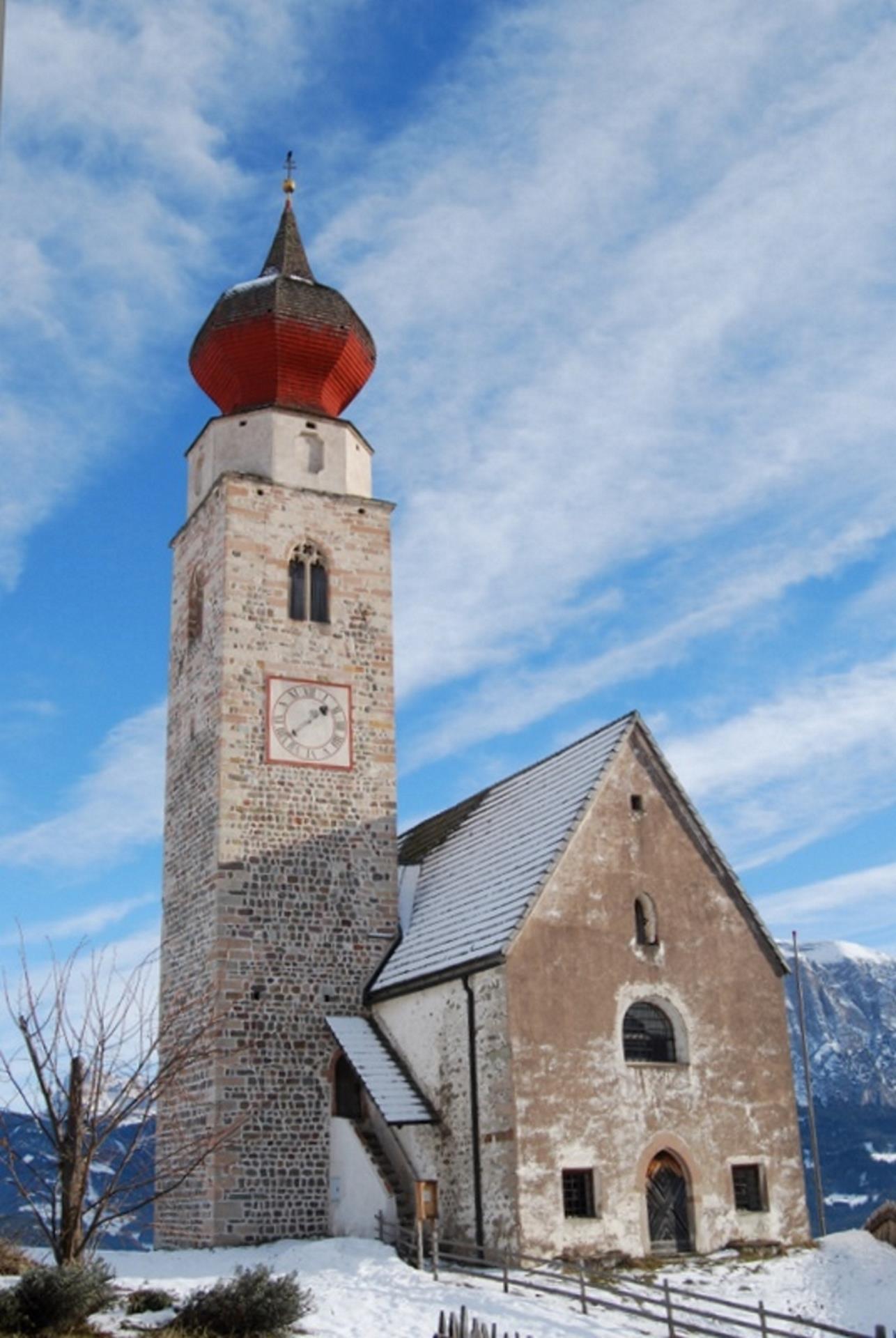 St Nicholas church in Mittelberg Ritten/Renon 1 suedtirol.info