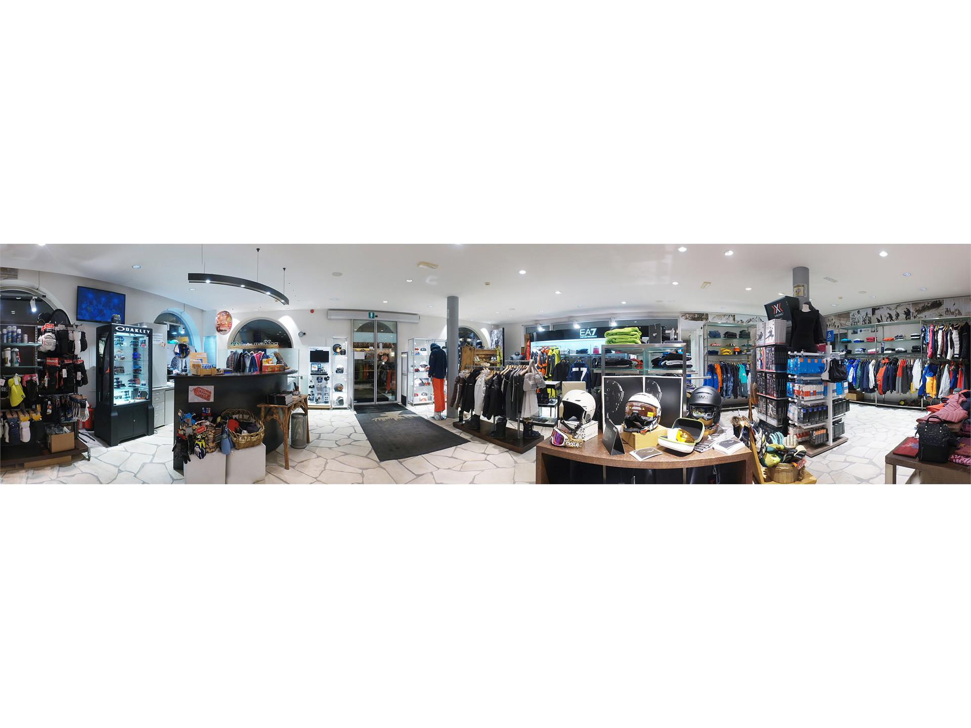 Dolomiti Adventures Sport & Fashion Selva 9 suedtirol.info