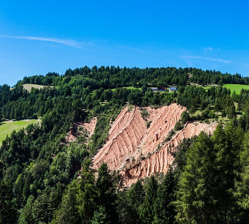 Piramidi di terra a Montoppio San Genesio Atesino 1 suedtirol.info