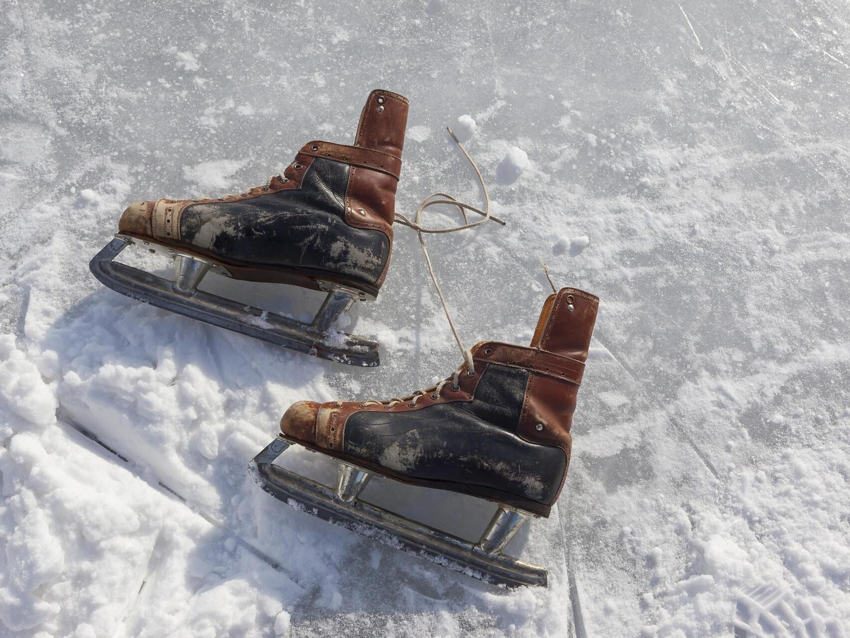 Ice skating rink Trattla  - Vinschgau/Val Venosta - #1 - suedtirol.info