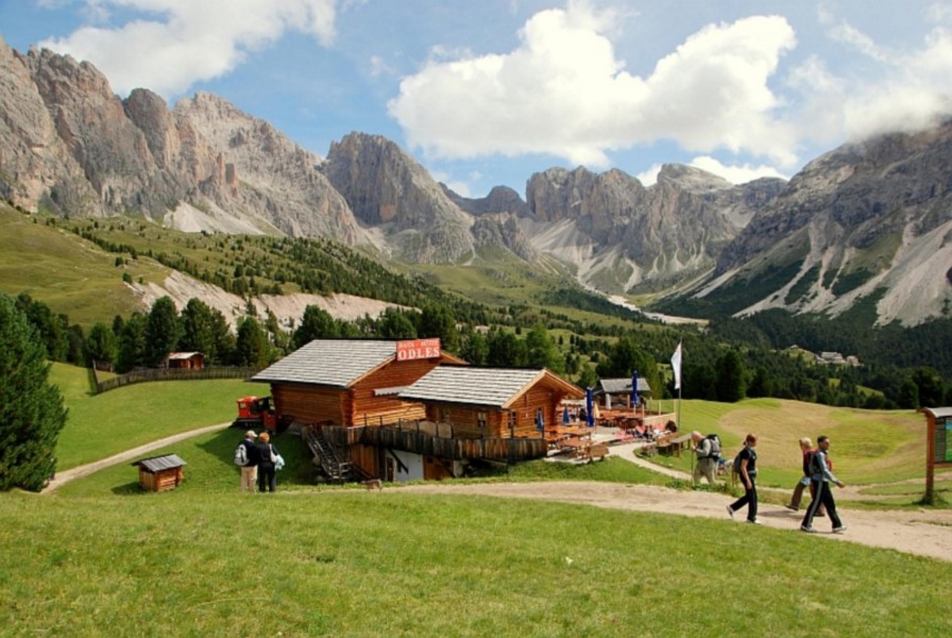 Stazione di ricarica E-Bike Baita Odles Selva 1 suedtirol.info