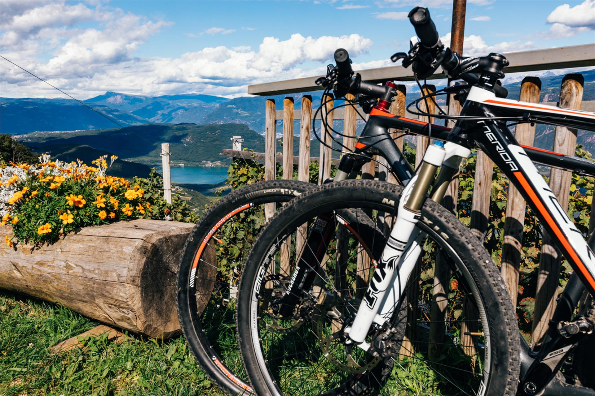 E-bike charging station Kurtatsch an der Weinstraße/Cortaccia sulla Strada del Vino 1 suedtirol.info