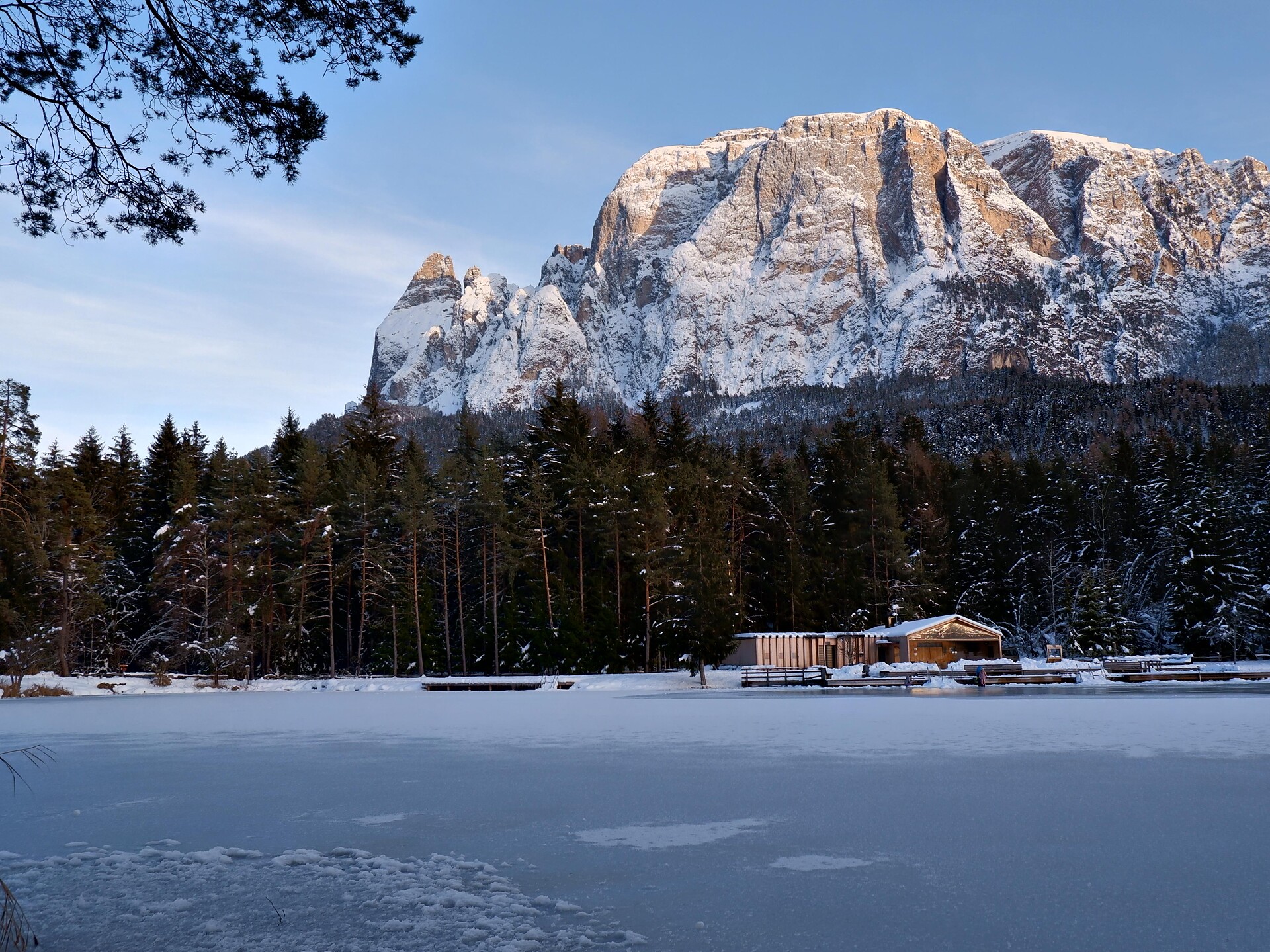 Pattinare sul Laghetto di Fiè - Regione dolomitica Alpe di Siusi - #1 - suedtirol.info