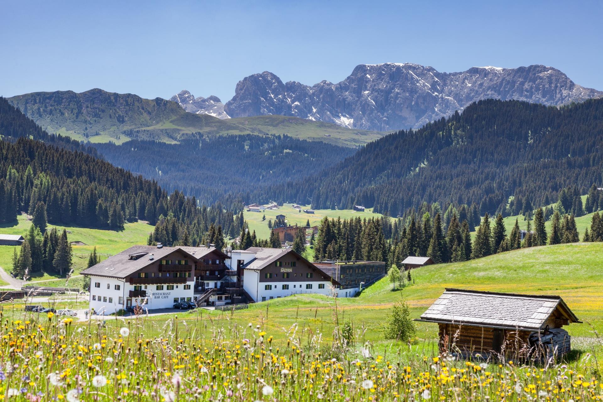 Stazione di ricarica e-bike hotel Saltria Castelrotto 1 suedtirol.info