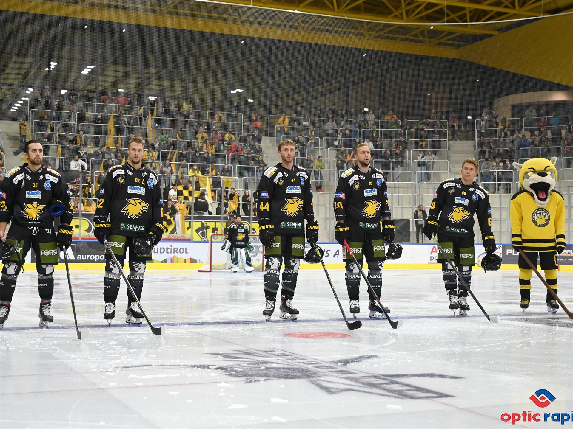 Eisstadion Intercable Arena Bruneck Bruneck 2 suedtirol.info