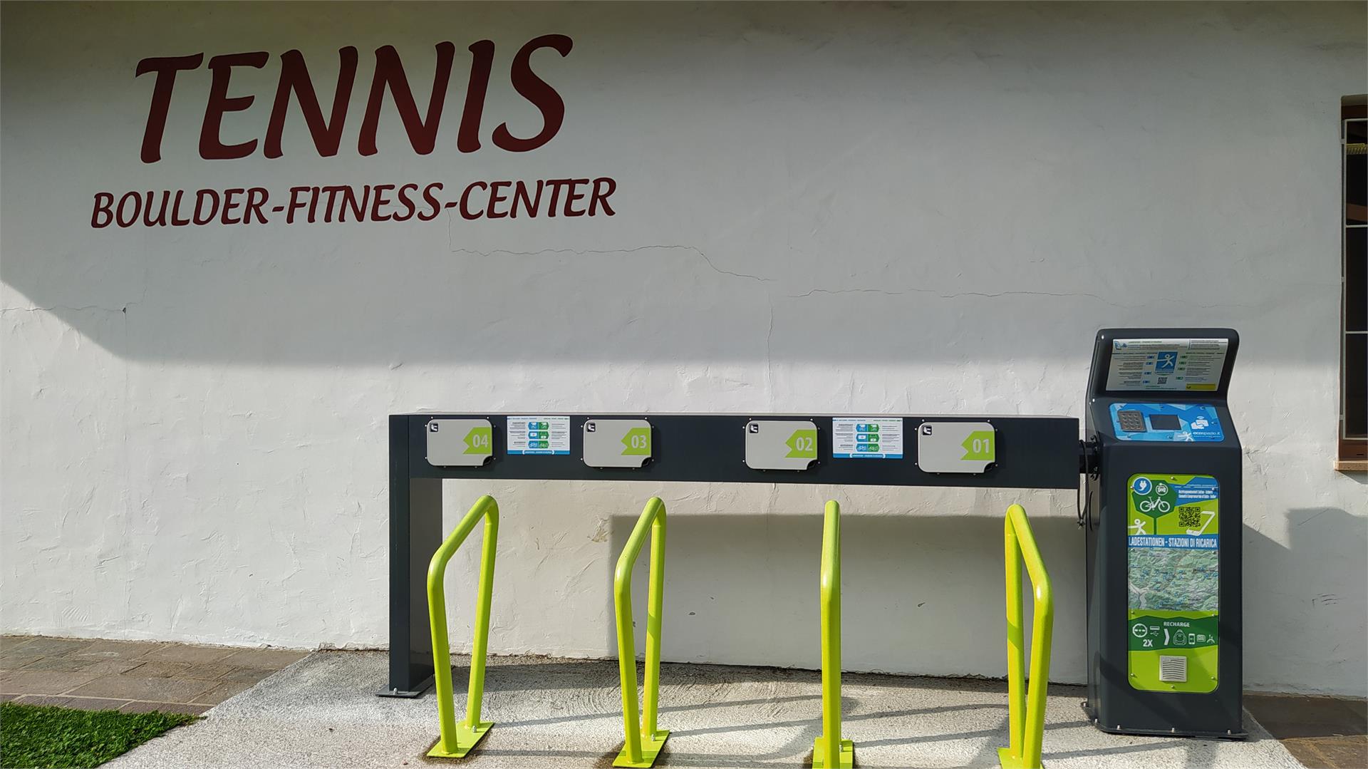 E-Bike Ladestation Tennis St.Ulrich 5 suedtirol.info