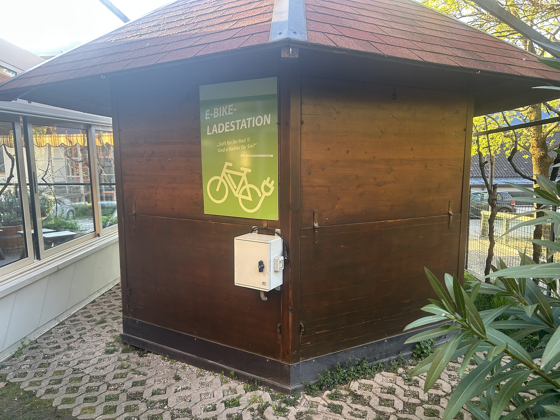 E-bike charging station Kurtatsch an der Weinstraße/Cortaccia sulla Strada del Vino 1 suedtirol.info