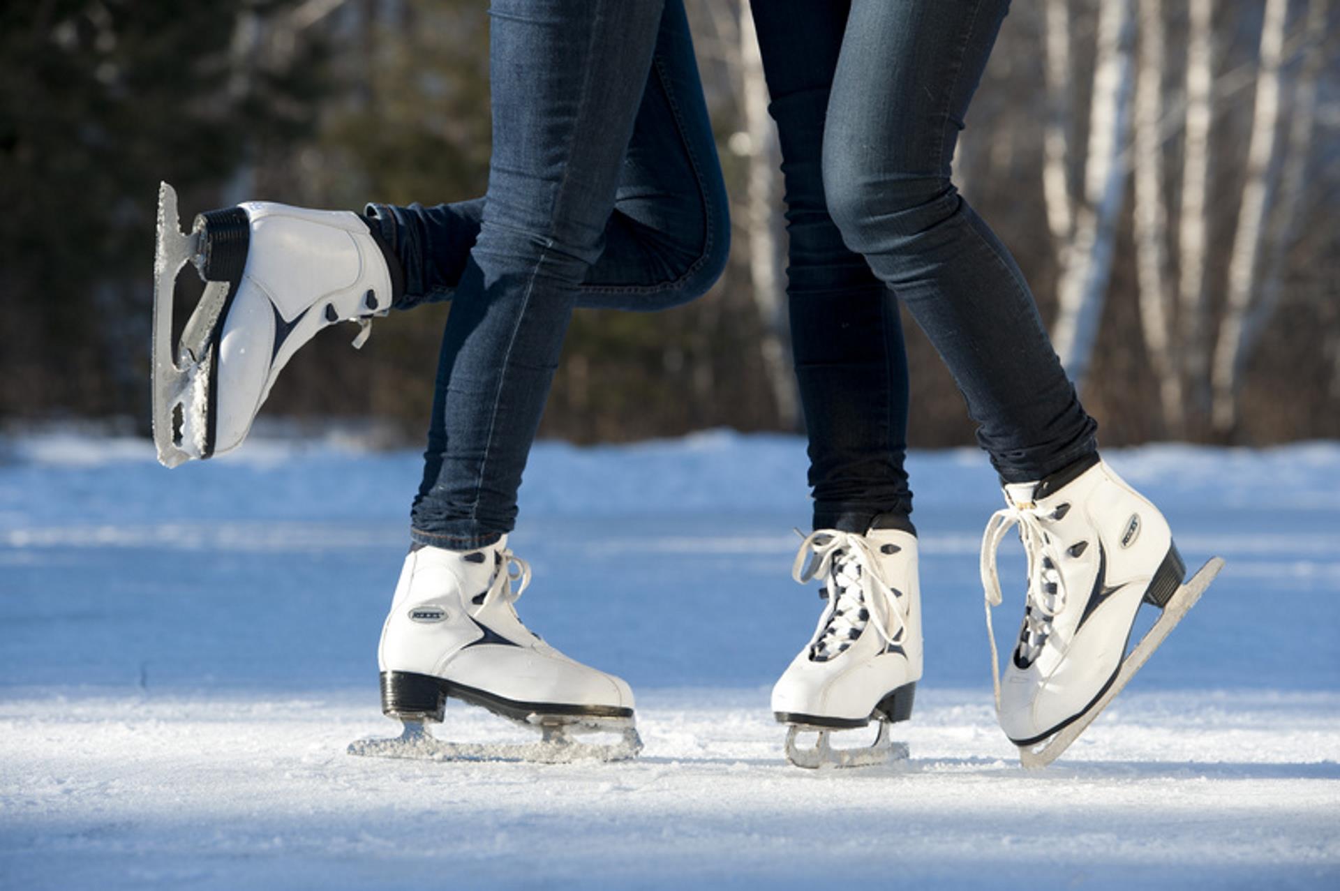 Ice skating Oberrasen Rasen-Antholz/Rasun Anterselva 1 suedtirol.info