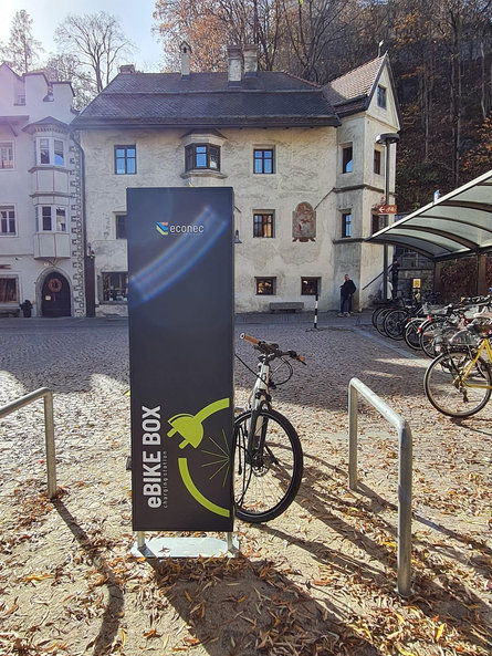 E-bike charging station Oberragen / Ragen di Sopra Bruneck/Brunico 2 suedtirol.info