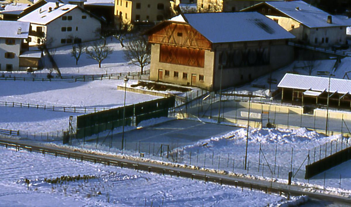 Campo pattinaggio - zona sportiva Laion 1 suedtirol.info