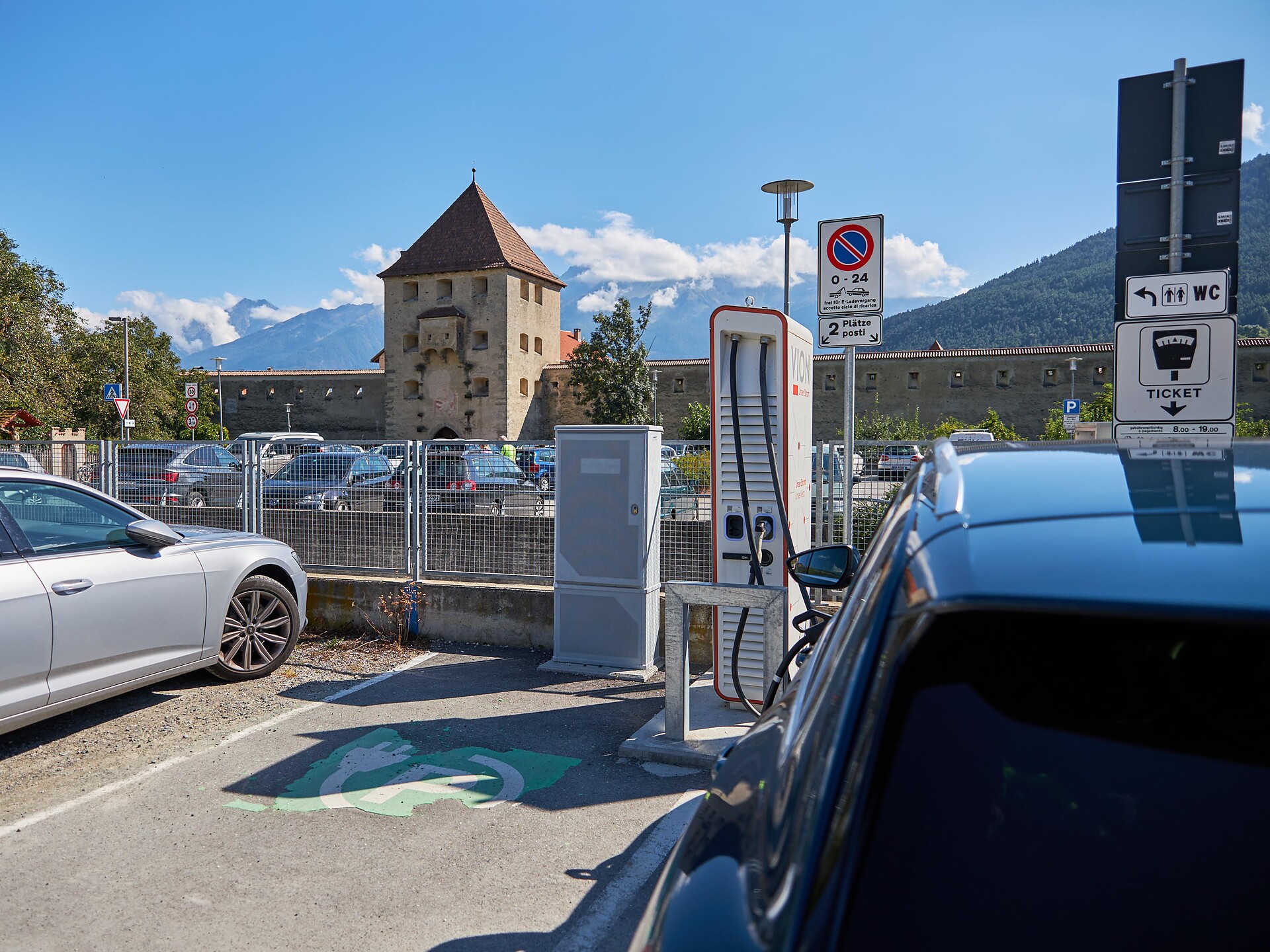 Stazione di ricarica per auto elettriche Glorenza