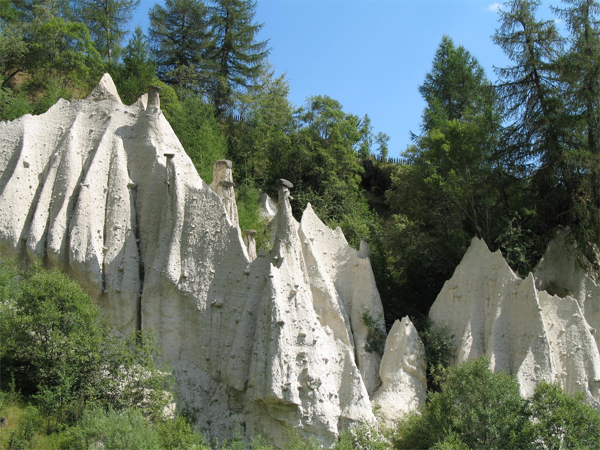 Earth pyramids in Terenten Terenten/Terento 1 suedtirol.info