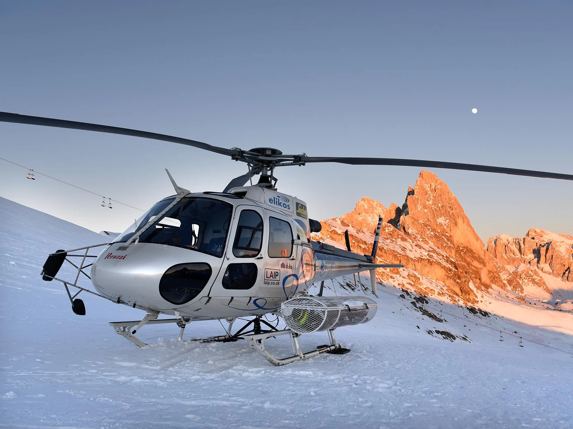 ELIKOS Helicopterservice Ortisei 15 suedtirol.info