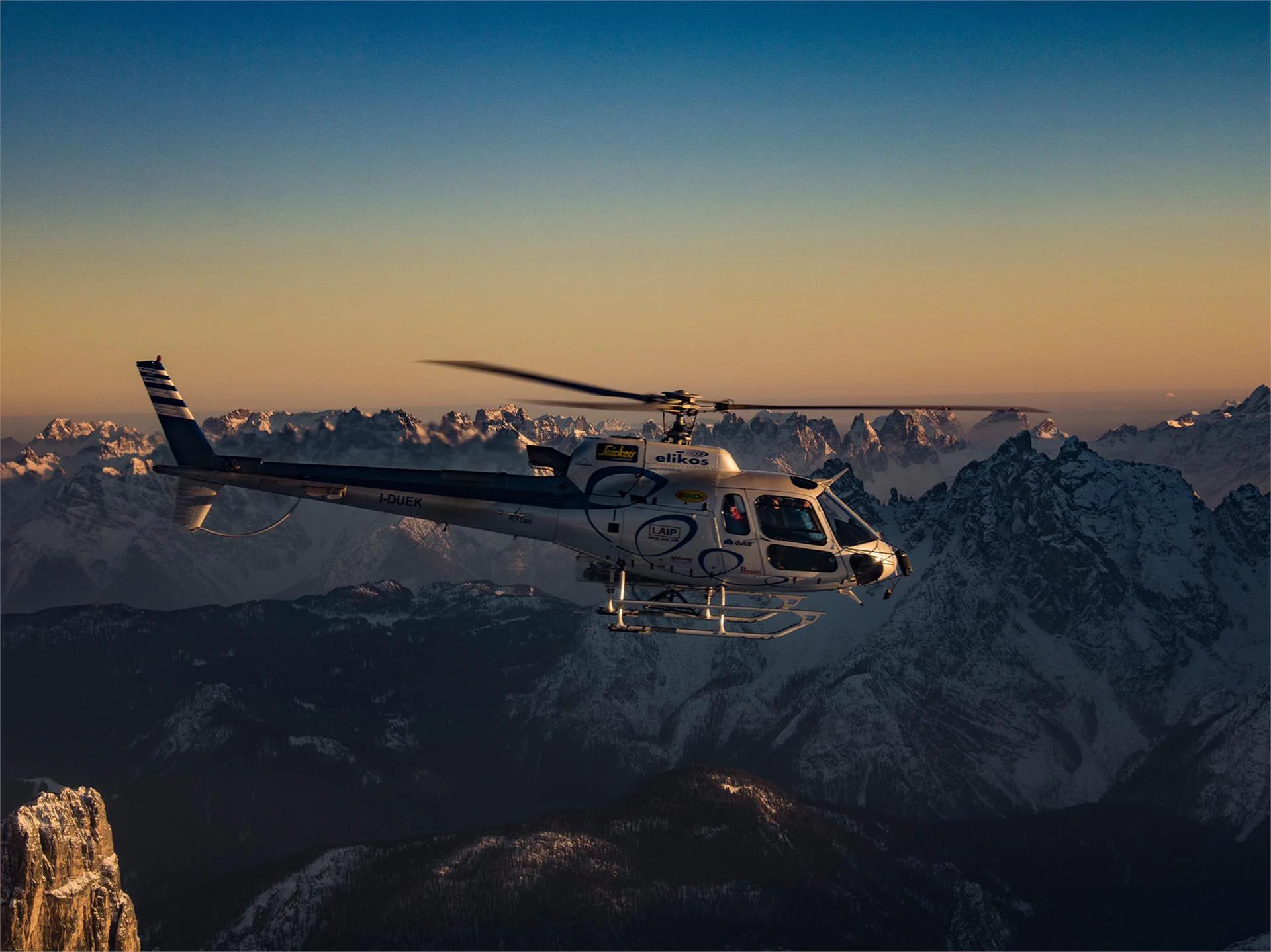 ELIKOS Helicopterservice Ortisei 23 suedtirol.info