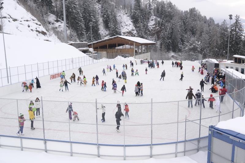 Eislaufplatz Setil St.Ulrich 1 suedtirol.info