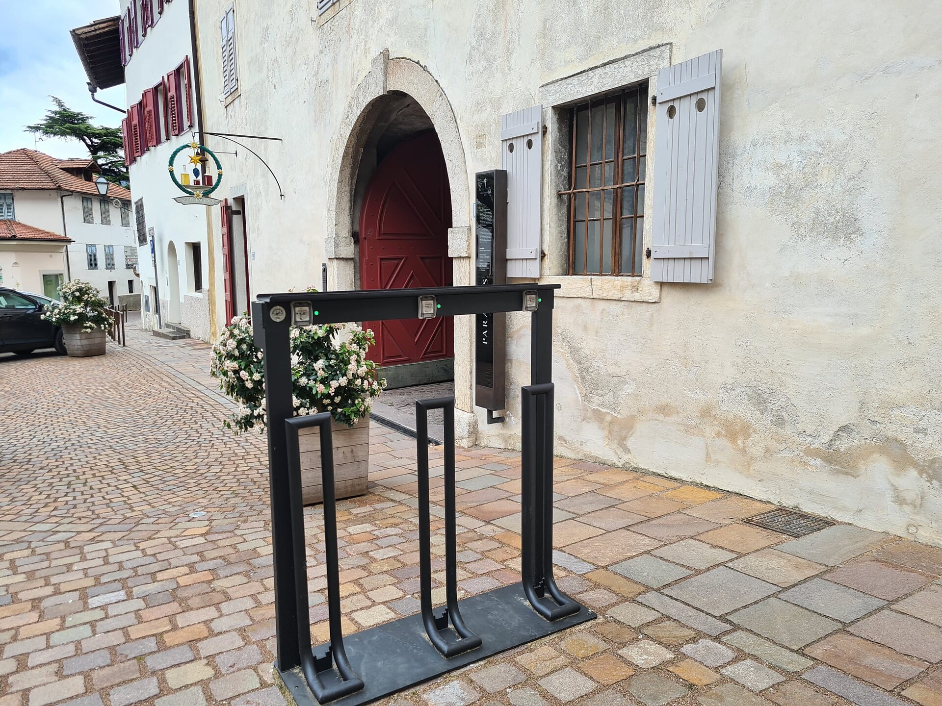 Free charging station for e-bikes in Margreid Neumarkt/Egna 1 suedtirol.info