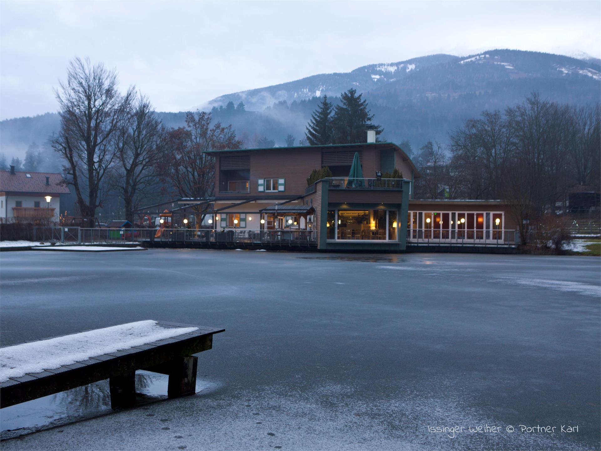 Eislaufplatz Issinger Weiher Kiens 1 suedtirol.info