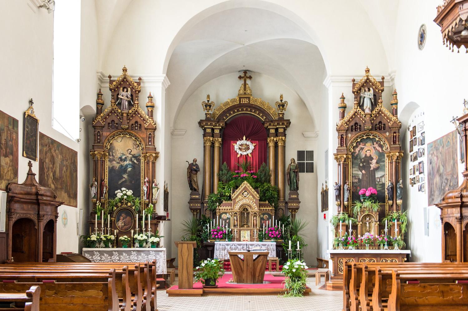 Church "Franziskaner" Kaltern/Caldaro Kaltern an der Weinstraße/Caldaro sulla Strada del Vino 1 suedtirol.info