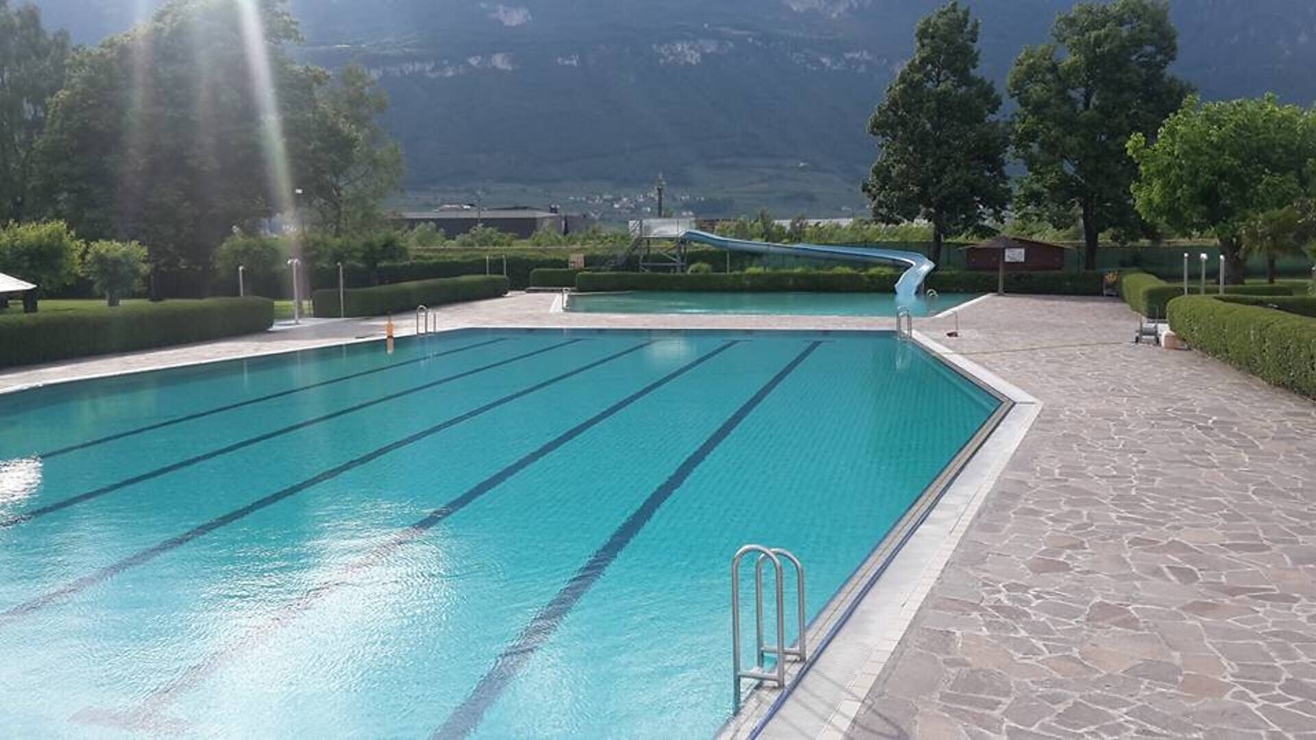 Open Air swimming pool Egna/Neuamarkt - Alto Adige Wine Road - #2 - suedtirol.info