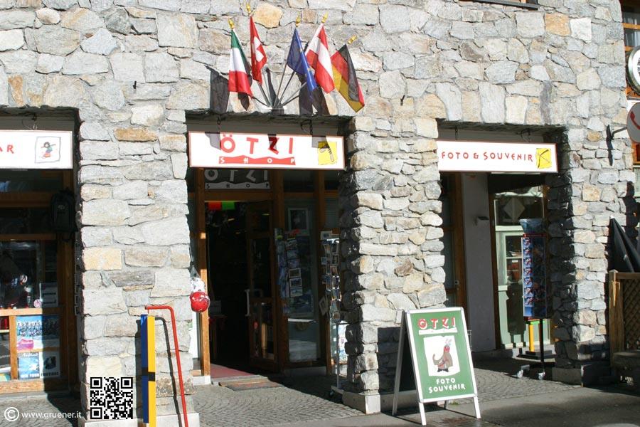 Foto Souvenir Ötzi Shop Schnals 1 suedtirol.info