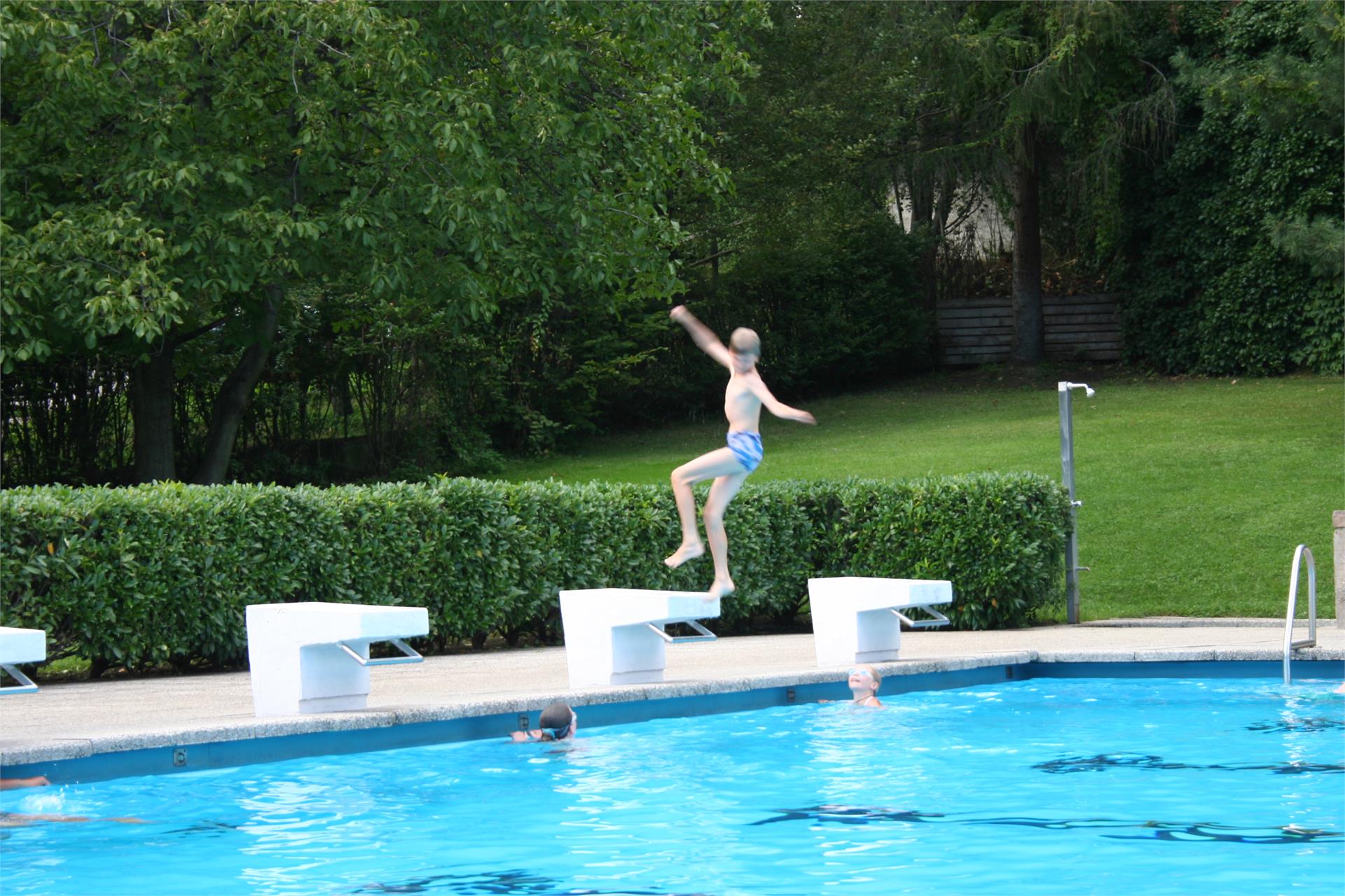 Outdoor swimming pool Partschins Partschins/Parcines 3 suedtirol.info