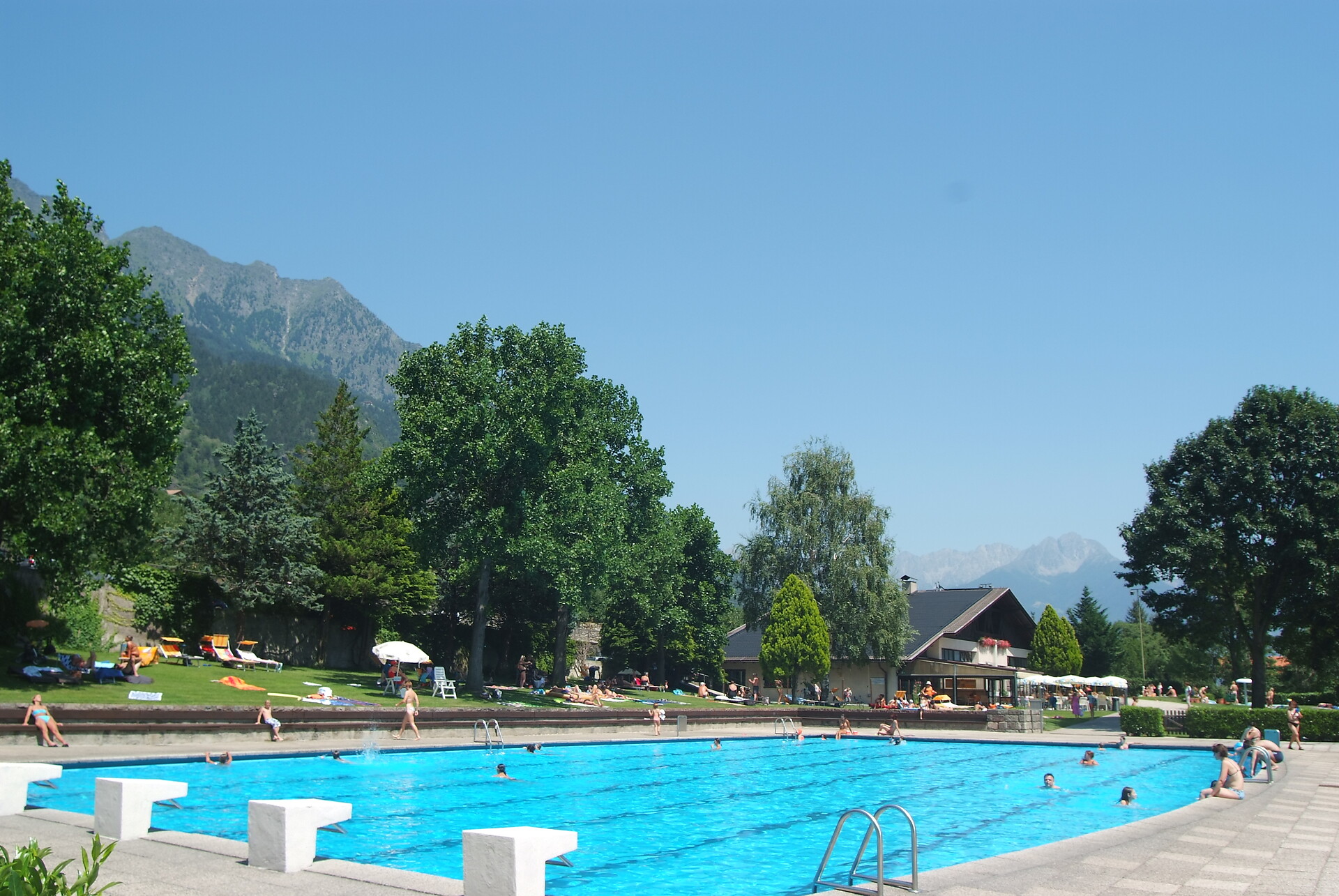 Piscina all’aperto di Parcines