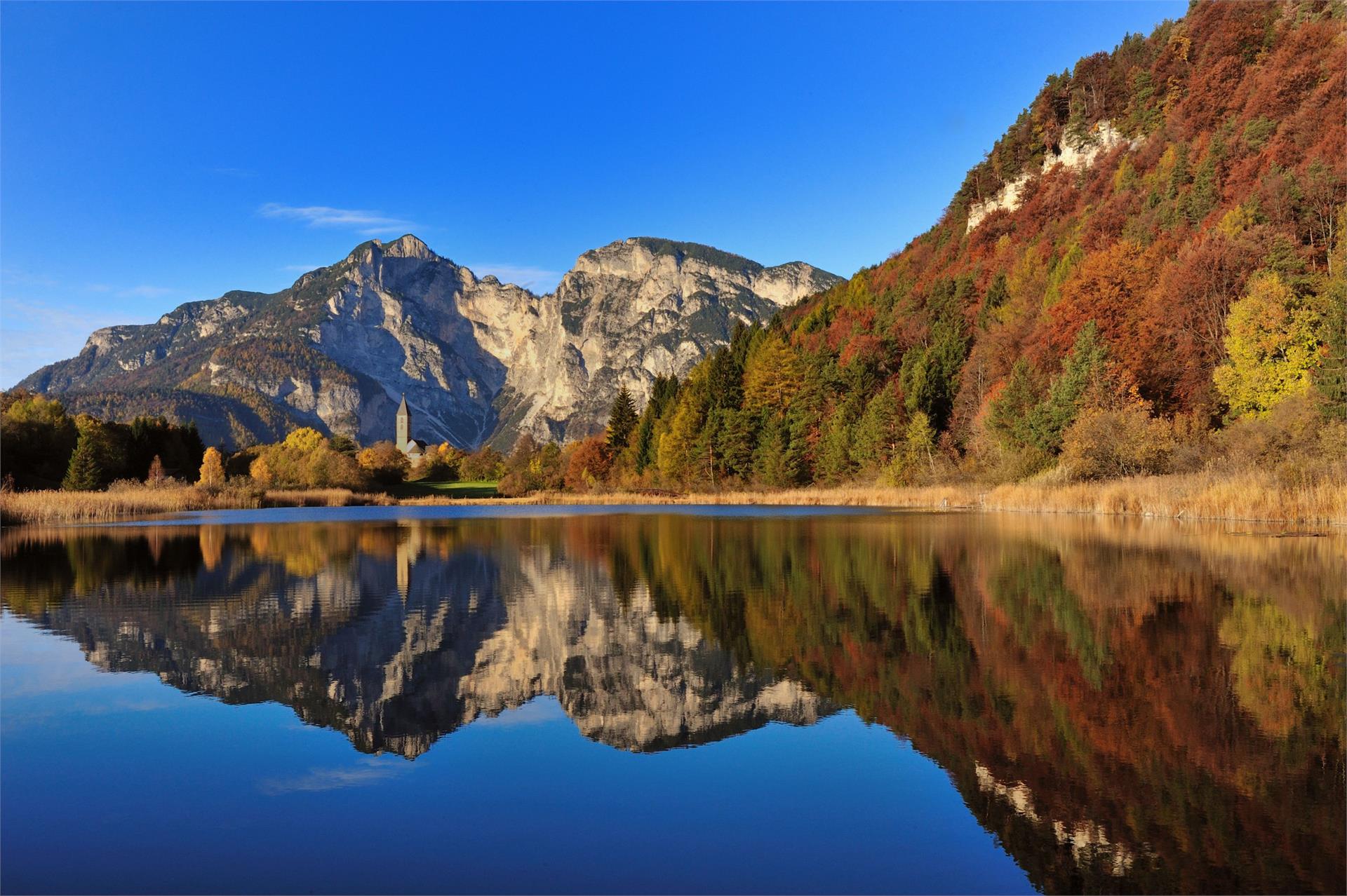 Fennberg Lake Margreid an der Weinstraße/Magrè sulla Strada del Vino 5 suedtirol.info