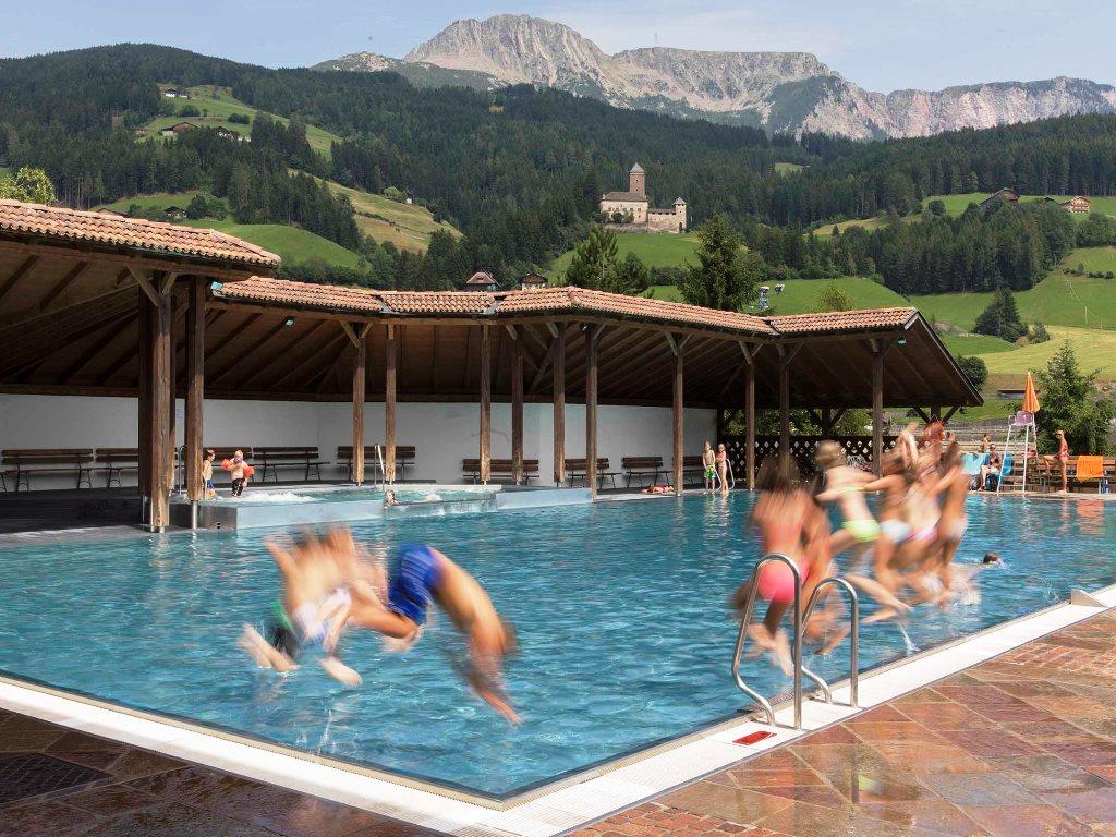 Freischwimmbad Sarnthein Sarntal 3 suedtirol.info