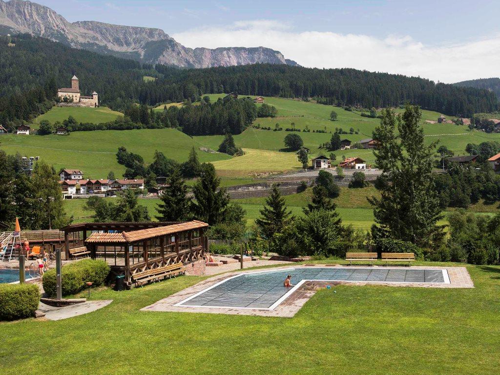 Freischwimmbad Sarnthein Sarntal 2 suedtirol.info