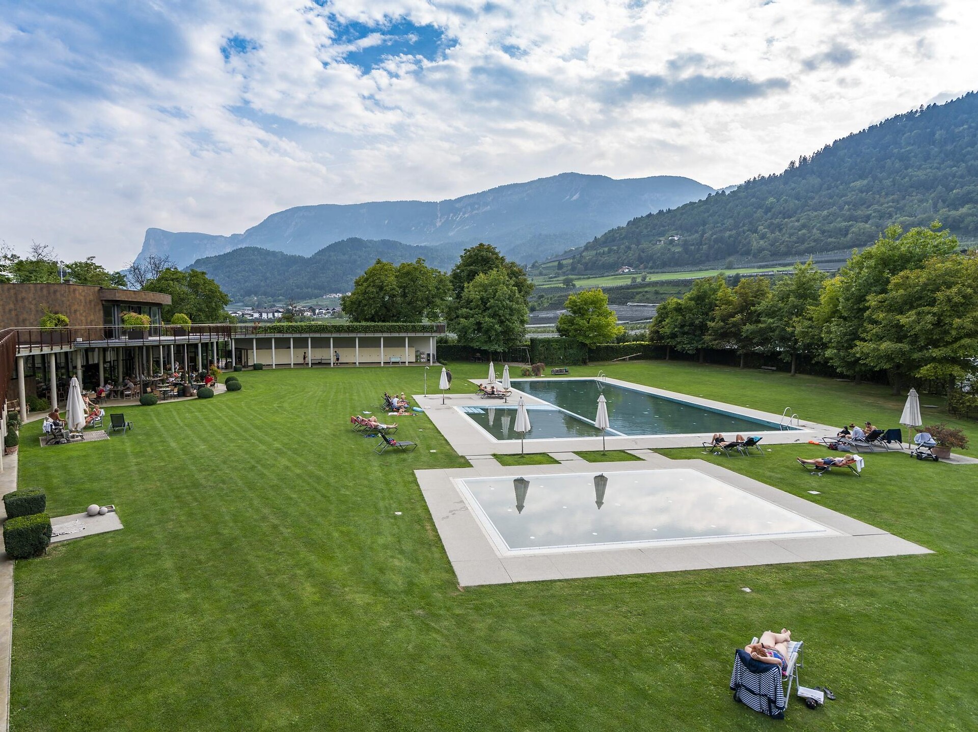 Public swimming pool Tisens