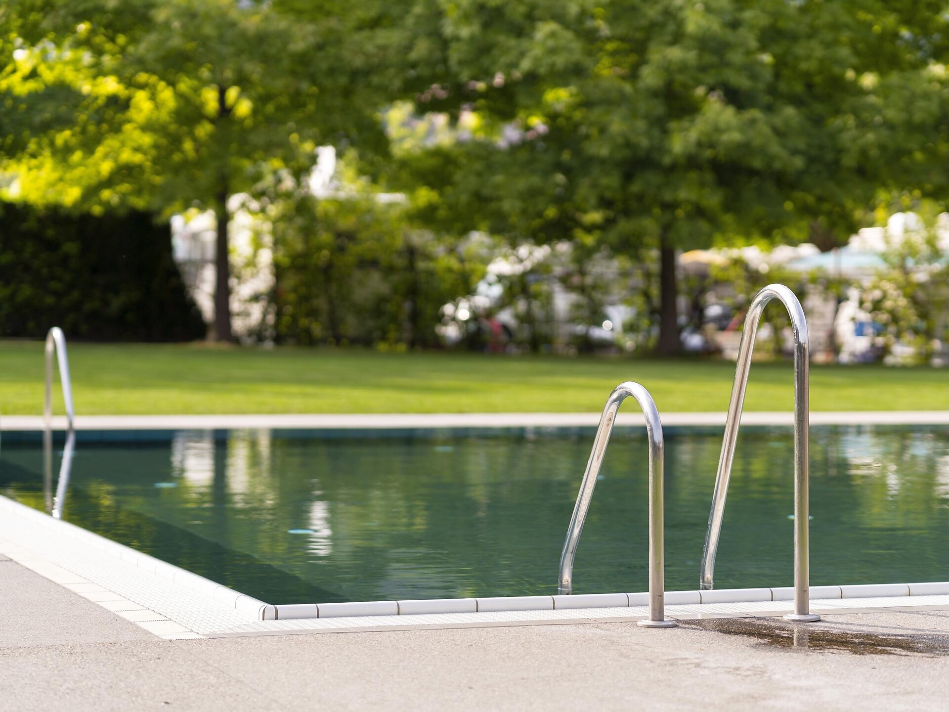 Public swimming pool Tisens