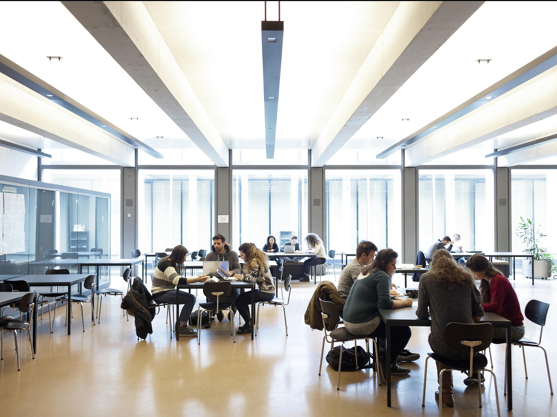 Universität