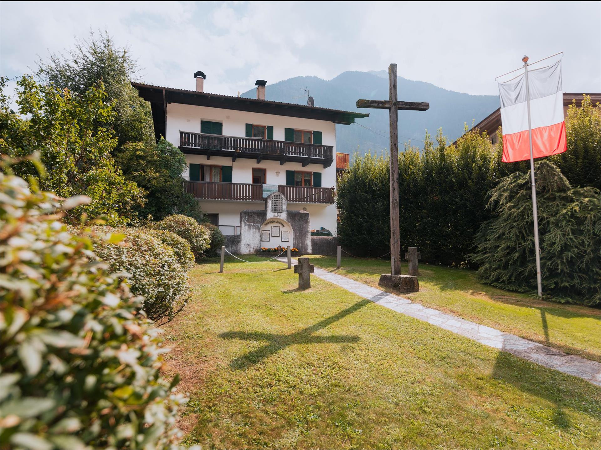 French Graveyard in St. Leonhard/S. Leonardo St.Leonhard in Passeier/San Leonardo in Passiria 5 suedtirol.info