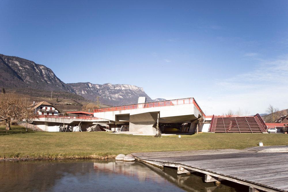 Outdoor Pool (Lido) at Lake Caldaro Kaltern an der Weinstraße/Caldaro sulla Strada del Vino 2 suedtirol.info