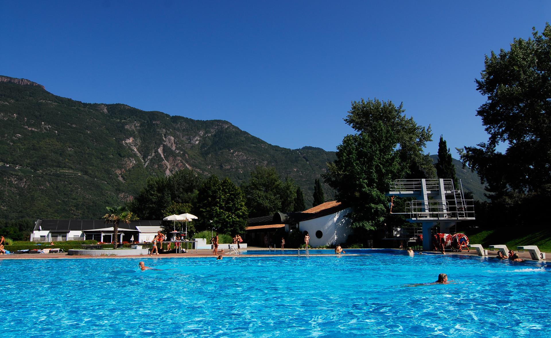 Swimming Pool Lana Burgstall/Postal 2 suedtirol.info
