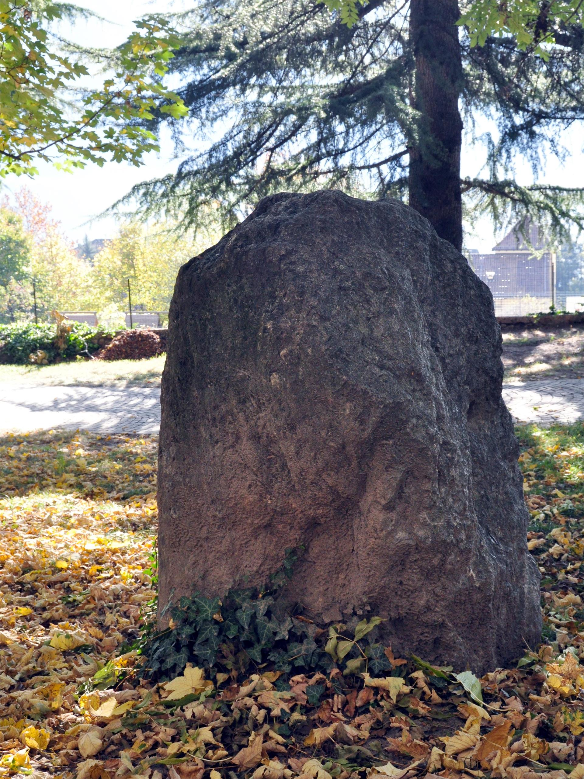 Freienfeld Menhir Kurtatsch an der Weinstraße 4 suedtirol.info