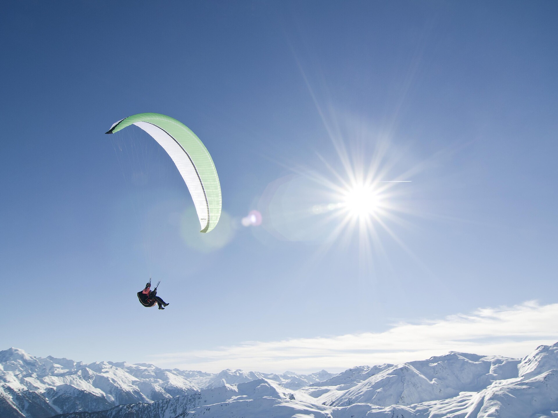 Paragliding on Watles Adventure Mountain