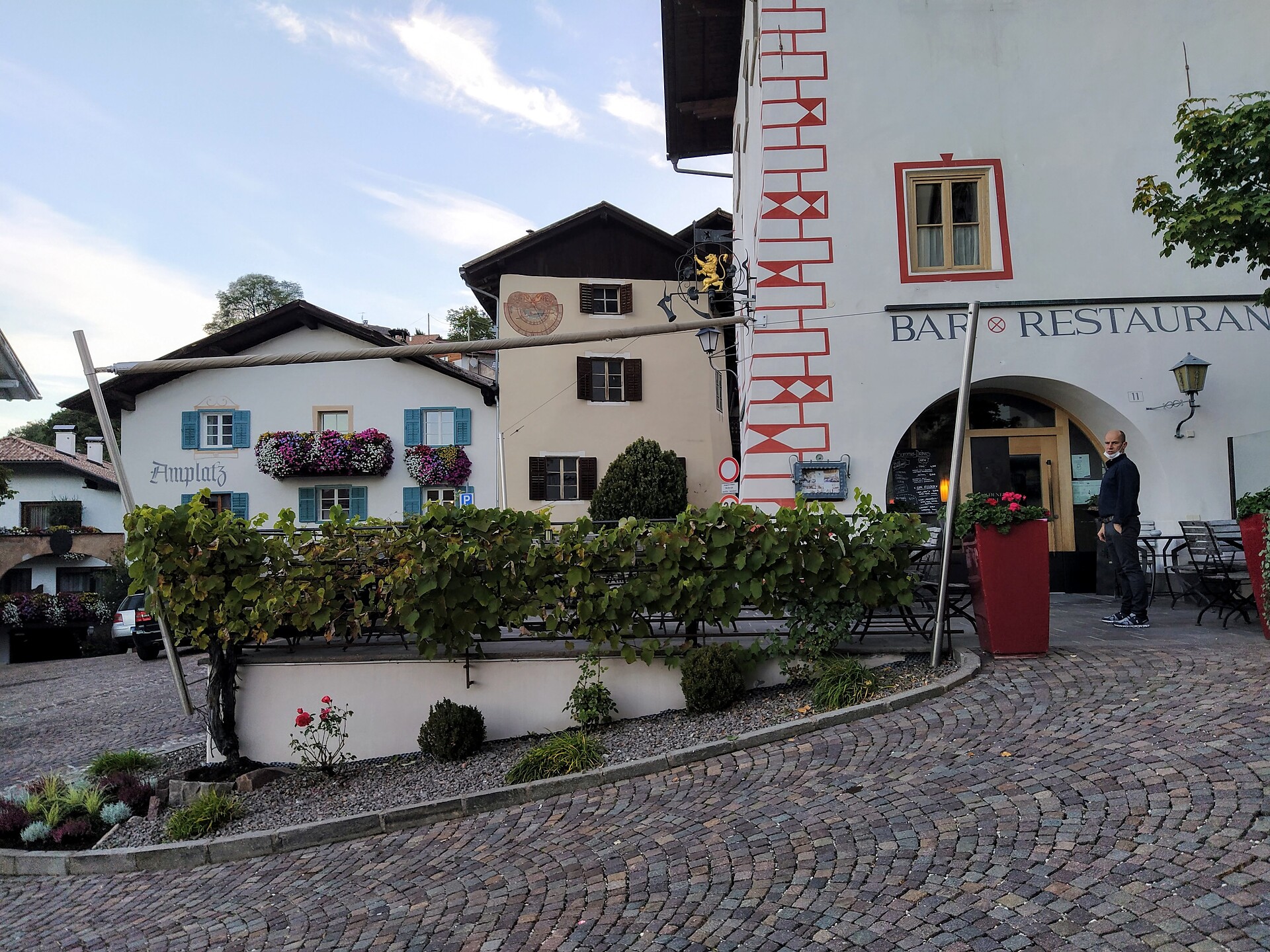 “Gasthof Goldener Löwe” (Golden Lion Inn)