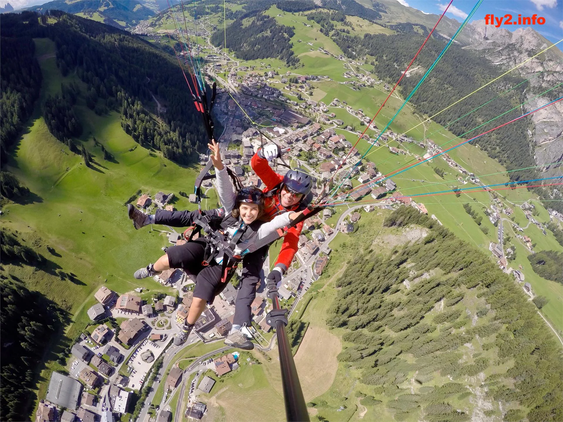 Parapendio Fly2 Dolomiti S.r.l Selva 20 suedtirol.info