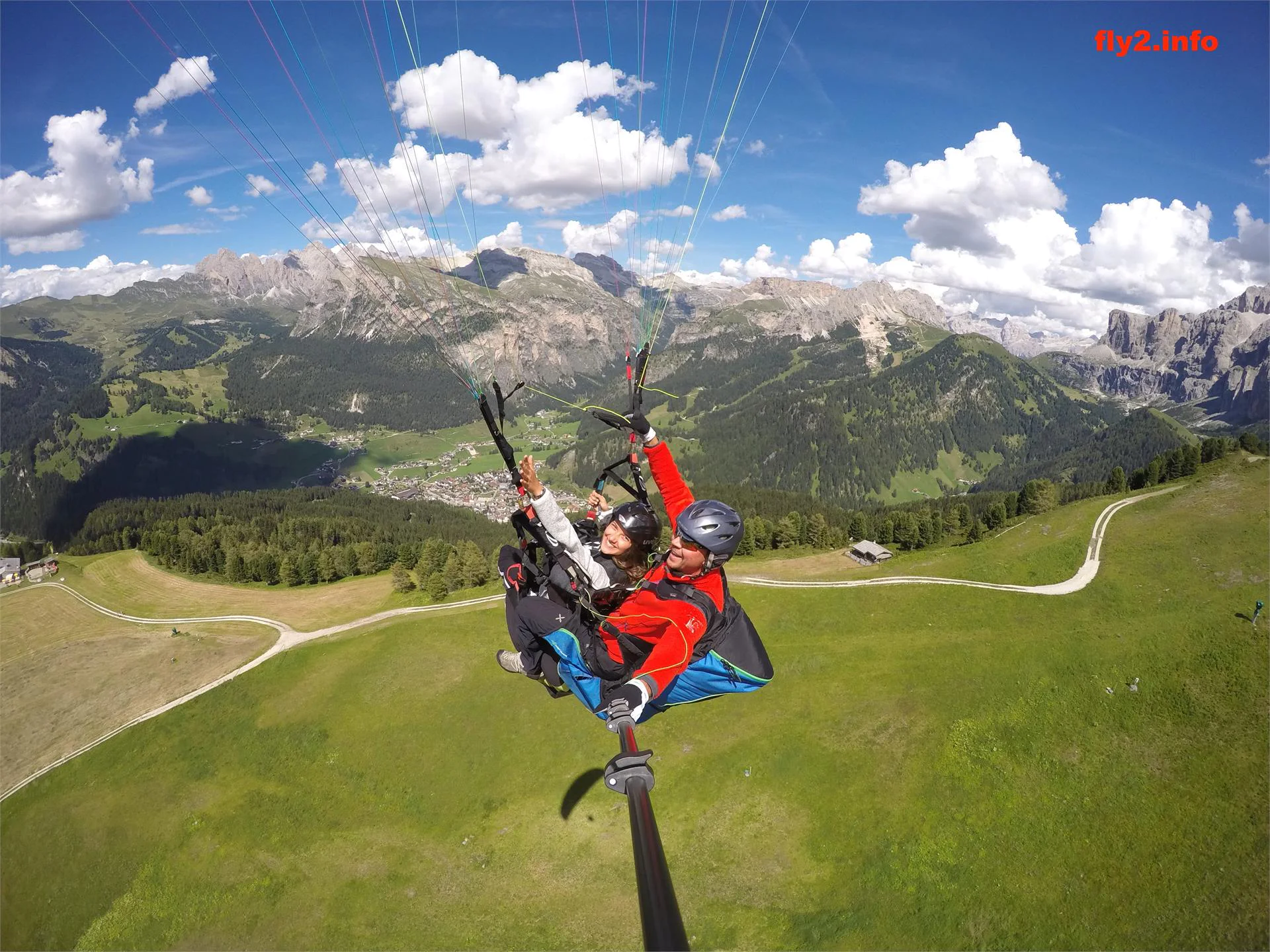 Parapendio Fly2 Dolomiti S.r.l Selva 17 suedtirol.info