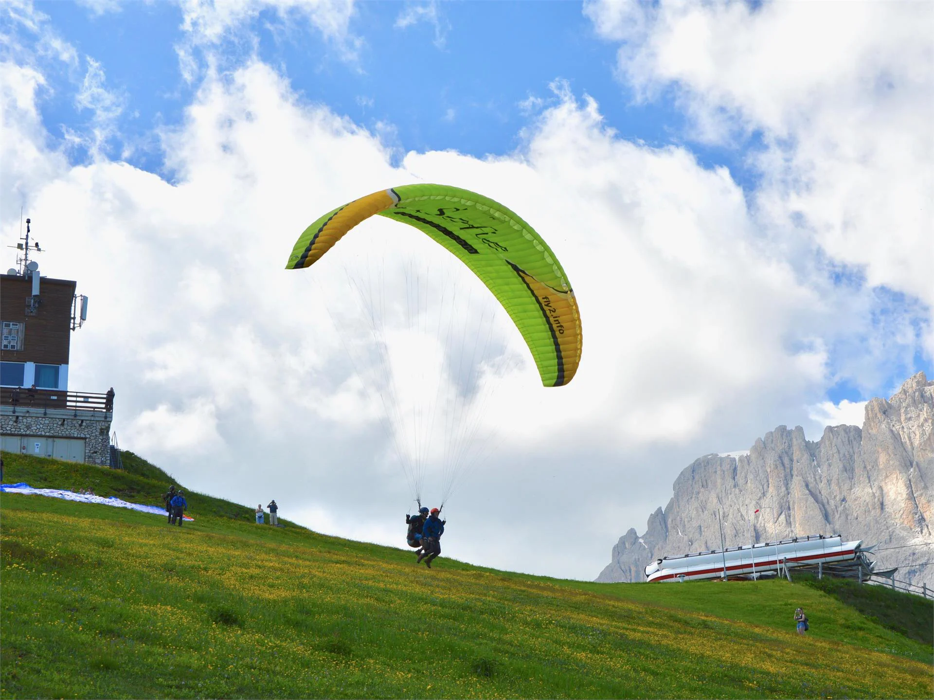 Parapendio Fly2 Dolomiti S.r.l Selva 12 suedtirol.info