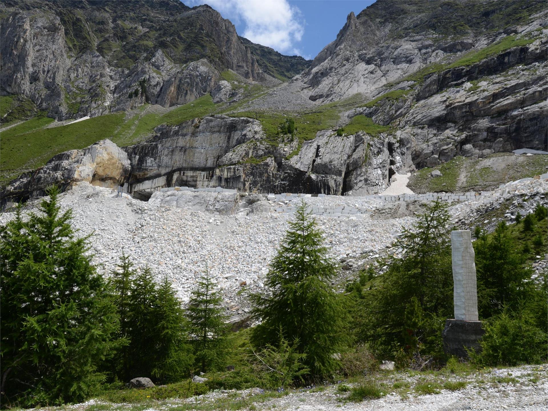 Göflaner Marmor Schlanders 1 suedtirol.info