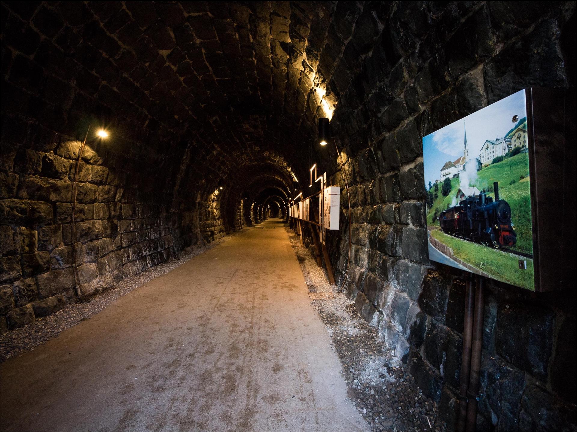 Tunnel del Trenino della Val Gardena Santa Cristina Val Gardena 2 suedtirol.info