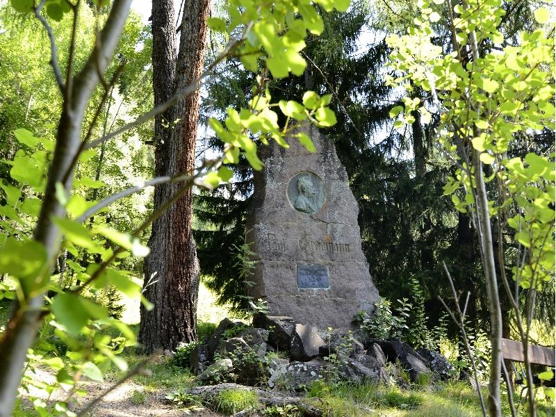 Grohmann Monument Urtijëi/Ortisei 1 suedtirol.info